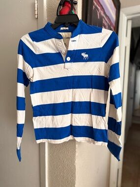 Abercrombie & Fitch Blue and White Striped Henley Long Sleeve